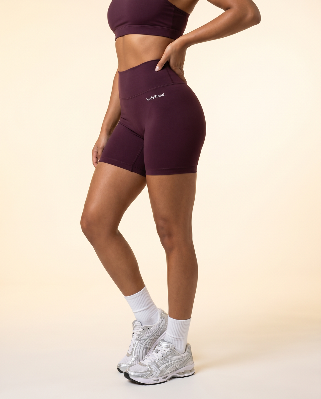 Seamless Yoga Shorts - Side
